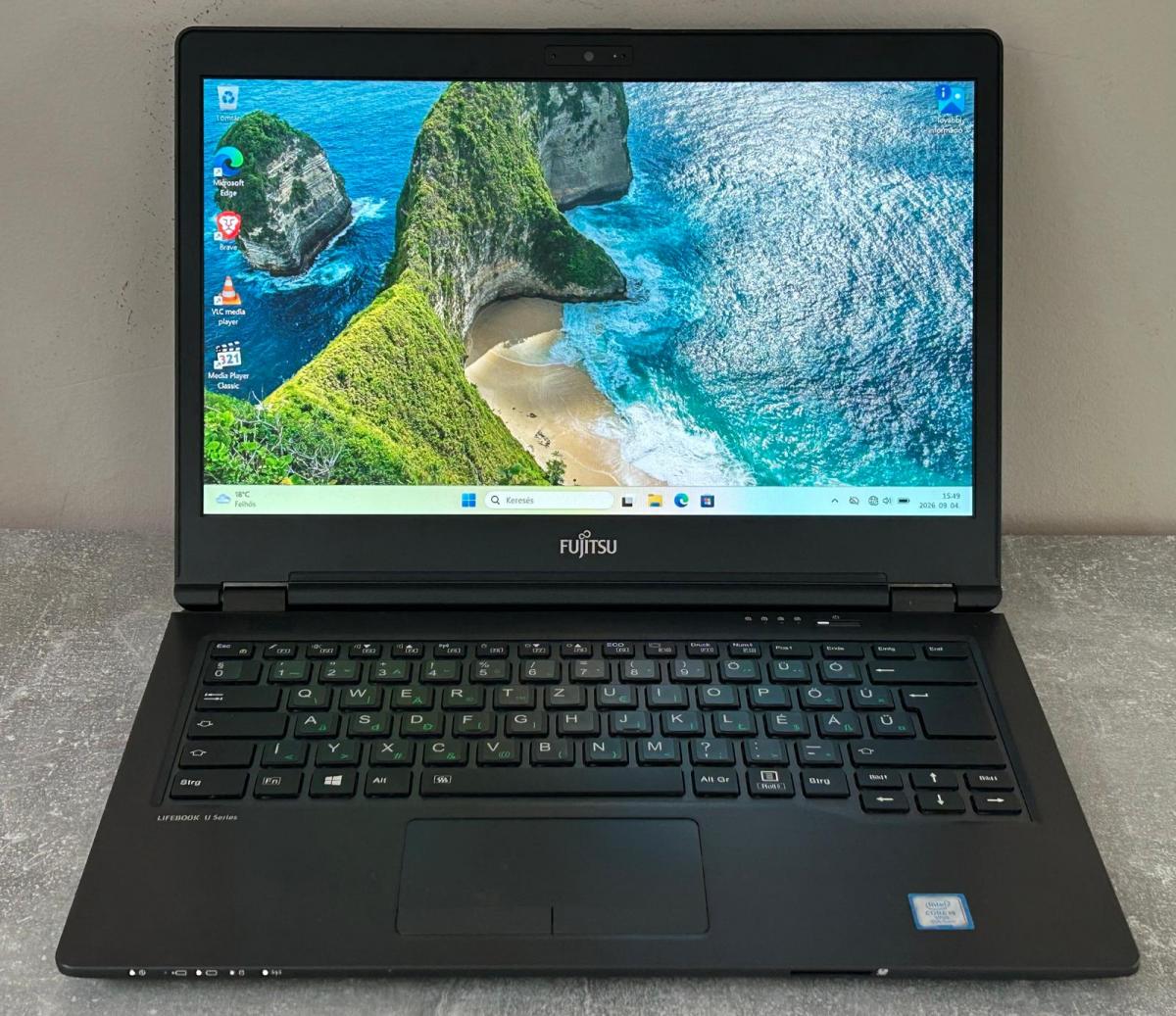 Fujitsu LifeBook U748